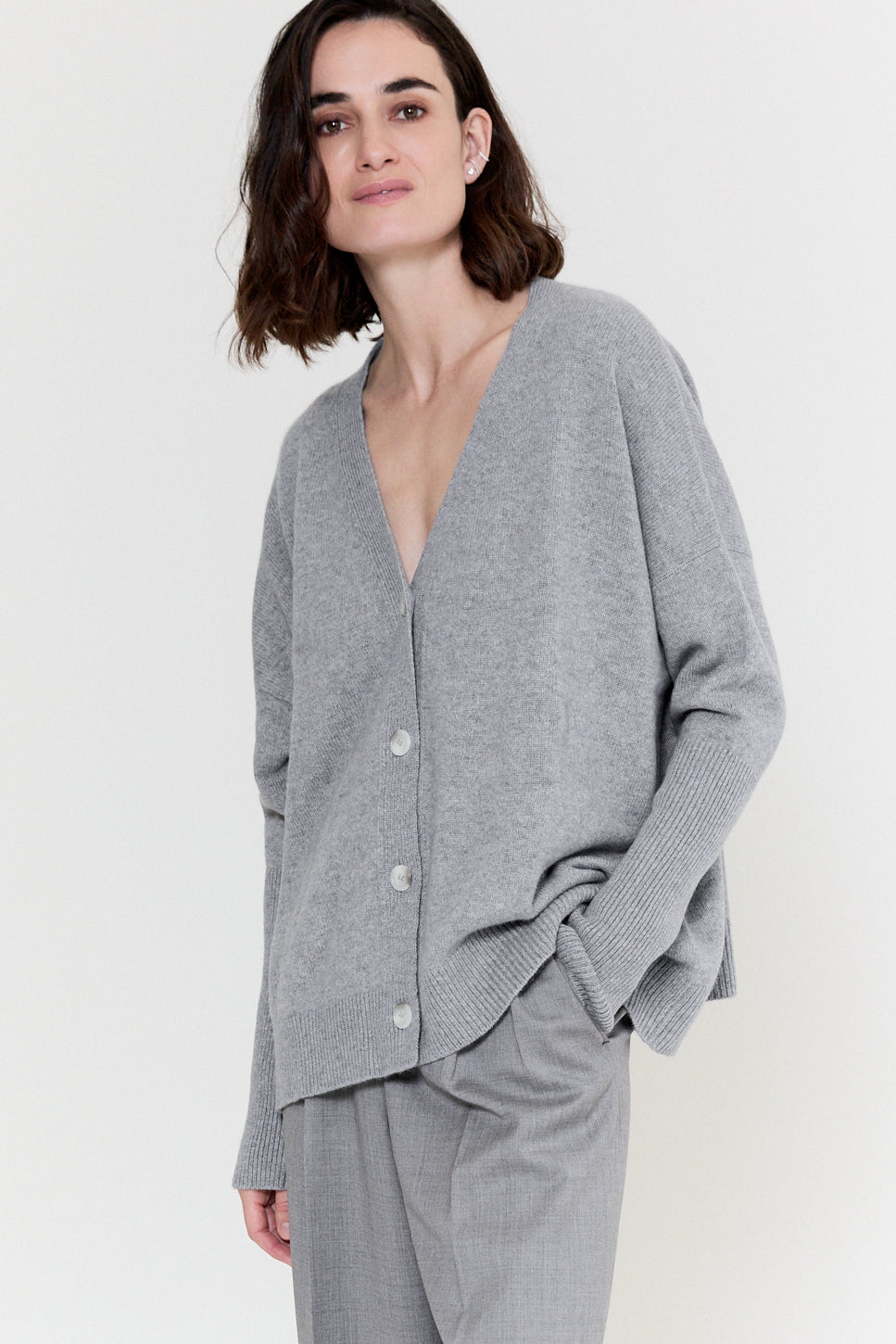 Free Cardigan V neck Special cuffs Felt Grey